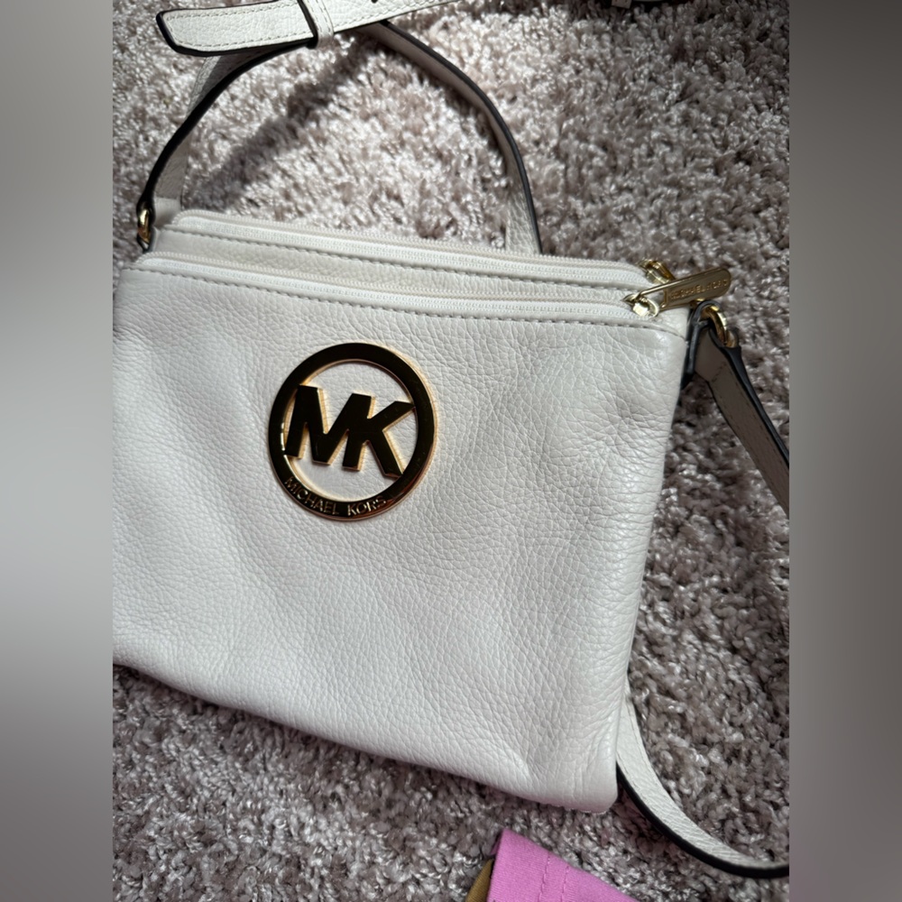Michael Kors Vanilla & Gold Crossbody Bag